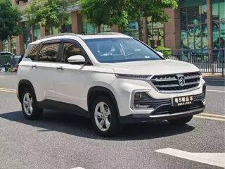 Baojun 530 2018 купить из Китая, цена 1 238 000 ₽ — Suifenhe Auto