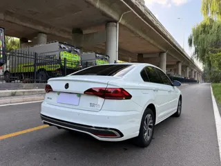 Volkswagen Bora 2024 купить из Китая, цена 1 770 000 ₽ — Suifenhe Auto