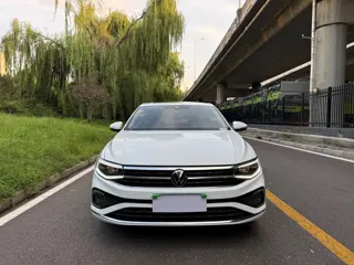 Volkswagen Bora 2024 купить из Китая, цена 2 744 000 ₽ — Suifenhe Auto