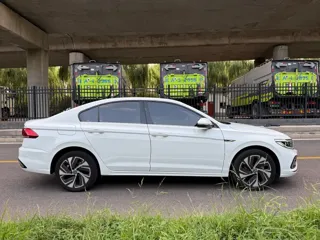 Volkswagen Bora 2024 купить из Китая, цена 2 744 000 ₽ — Suifenhe Auto