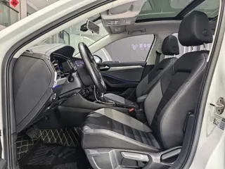 Volkswagen Sagitar 2021 купить из Китая, цена 1 533 000 ₽ — Suifenhe Auto