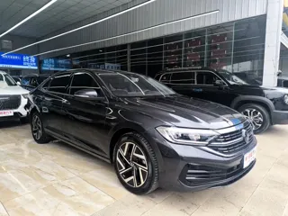 Volkswagen Sagitar 2024 купить из Китая, цена 2 845 000 ₽ — Suifenhe Auto