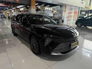 Buick LaCrosse 2024 купить из Китая, цена 4 097 000 ₽ — Suifenhe Auto