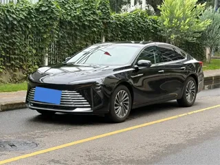 Buick LaCrosse 2025 купить из Китая, цена 4 094 000 ₽ — Suifenhe Auto