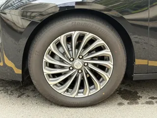 Buick LaCrosse 2025 купить из Китая, цена 4 094 000 ₽ — Suifenhe Auto