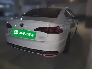 Volkswagen Bora 2023 купить из Китая, цена 1 301 000 ₽ — Suifenhe Auto