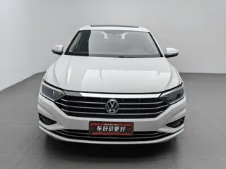 Volkswagen Sagitar 2022 купить из Китая, цена 1 291 000 ₽ — Suifenhe Auto