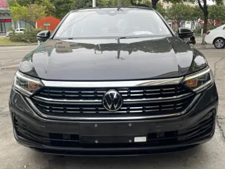 Volkswagen Sagitar 2023 купить из Китая, цена 1 298 000 ₽ — Suifenhe Auto