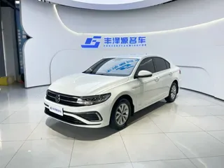 Volkswagen Bora 2024