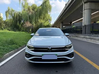 Volkswagen Bora 2024 купить из Китая, цена 1 712 000 ₽ — Suifenhe Auto