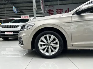 Volkswagen Bora 2021 купить из Китая, цена 1 486 000 ₽ — Suifenhe Auto