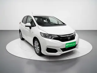 Honda Fit 2019 купить из Китая, цена 1 315 000 ₽ — Suifenhe Auto