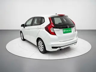 Honda Fit 2019 купить из Китая, цена 1 315 000 ₽ — Suifenhe Auto