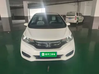 Honda Fit 2019 купить из Китая, цена 1 306 000 ₽ — Suifenhe Auto