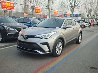Toyota IZOA 2023 купить из Китая, цена 2 011 000 ₽ — Suifenhe Auto