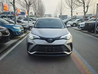 Toyota IZOA 2023 купить из Китая, цена 2 011 000 ₽ — Suifenhe Auto