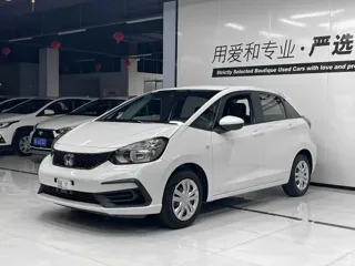 Honda Fit 2023 купить из Китая, цена 1 350 000 ₽ — Suifenhe Auto