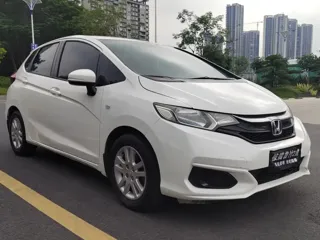Honda Fit 2018 купить из Китая, цена 1 251 000 ₽ — Suifenhe Auto