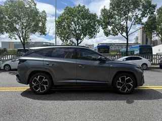 Hyundai Tucson 2025 купить из Китая, цена 3 379 000 ₽ — Suifenhe Auto