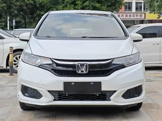 Honda Fit 2018 купить из Китая, цена 1 240 000 ₽ — Suifenhe Auto