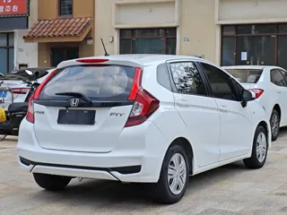 Honda Fit 2018 купить из Китая, цена 1 240 000 ₽ — Suifenhe Auto