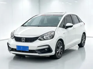 Honda Fit 2023 купить из Китая, цена 1 086 000 ₽ — Suifenhe Auto