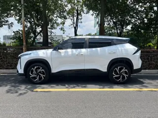 Geely Boyue 2025 купить из Китая, цена 2 720 000 ₽ — Suifenhe Auto
