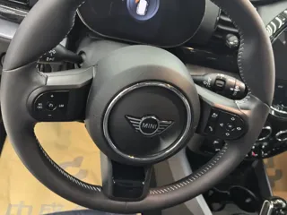 MINI CLUBMAN 2022 купить из Китая, цена 2 616 000 ₽ — Suifenhe Auto