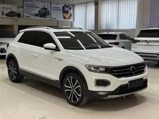 Volkswagen T-ROC 2023 купить из Китая, цена 2 099 000 ₽ — Suifenhe Auto