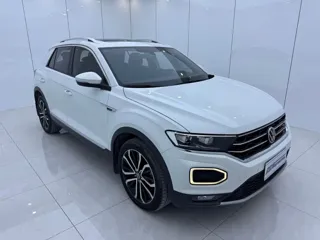 Volkswagen T-ROC 2021 купить из Китая, цена 2 720 000 ₽ — Suifenhe Auto