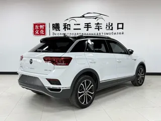 Volkswagen T-ROC 2022 купить из Китая, цена 1 812 000 ₽ — Suifenhe Auto