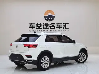 Volkswagen T-ROC 2021 купить из Китая, цена 1 402 000 ₽ — Suifenhe Auto
