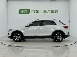 Volkswagen T-ROC 2022 купить из Китая, цена 1 732 000 ₽ — Suifenhe Auto