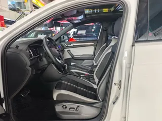 Volkswagen T-ROC 2024 купить из Китая, цена 2 740 000 ₽ — Suifenhe Auto