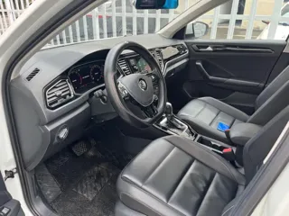 Volkswagen T-ROC 2020 купить из Китая, цена 1 520 000 ₽ — Suifenhe Auto
