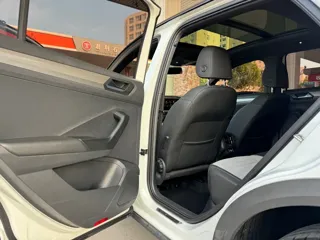 Volkswagen T-ROC 2021 купить из Китая, цена 1 716 000 ₽ — Suifenhe Auto