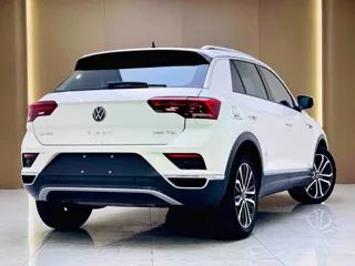 Volkswagen T-ROC 2020 купить из Китая, цена 1 856 000 ₽ — Suifenhe Auto
