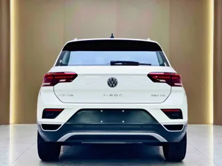 Volkswagen T-ROC 2020 купить из Китая, цена 1 856 000 ₽ — Suifenhe Auto
