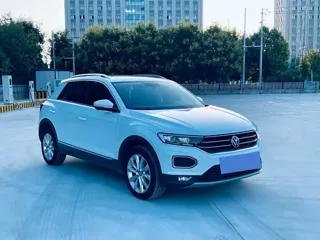 Volkswagen T-ROC 2023 купить из Китая, цена 1 601 000 ₽ — Suifenhe Auto