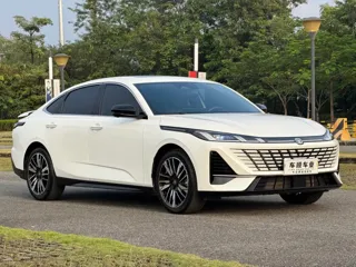 Changan Eado 2025 купить из Китая, цена 2 633 000 ₽ — Suifenhe Auto