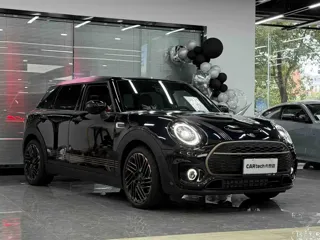 MINI CLUBMAN 2024 купить из Китая, цена 6 123 000 ₽ — Suifenhe Auto