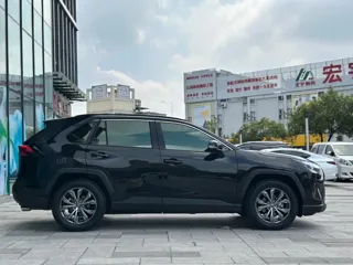 Toyota RAV4 2024 купить из Китая, цена 3 808 000 ₽ — Suifenhe Auto