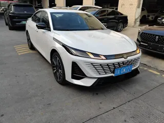 Changan Eado 2025 купить из Китая, цена 2 646 000 ₽ — Suifenhe Auto