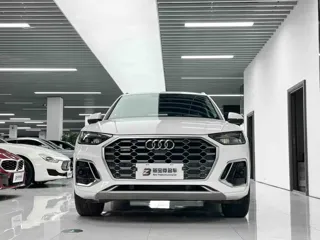 Audi Q5 2024 купить из Китая, цена 5 116 000 ₽ — Suifenhe Auto