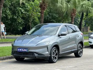 XPeng G3 2020 купить из Китая, цена 2 900 000 ₽ — Suifenhe Auto