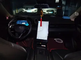 XPeng G3 2019 купить из Китая, цена 2 878 000 ₽ — Suifenhe Auto