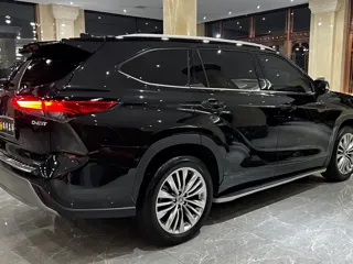 Toyota Highlander 2024 купить из Китая, цена 5 038 000 ₽ — Suifenhe Auto