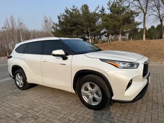 Toyota Highlander 2024 купить из Китая, цена 6 364 000 ₽ — Suifenhe Auto