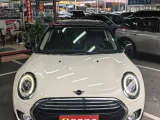 MINI CLUBMAN 2018 купить из Китая, цена 2 097 000 ₽ — Suifenhe Auto