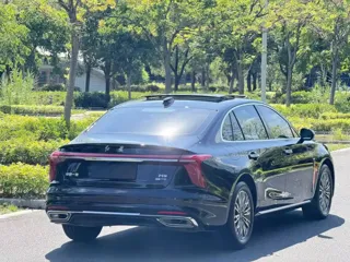 Hongqi H5 2025 купить из Китая, цена 3 056 000 ₽ — Suifenhe Auto